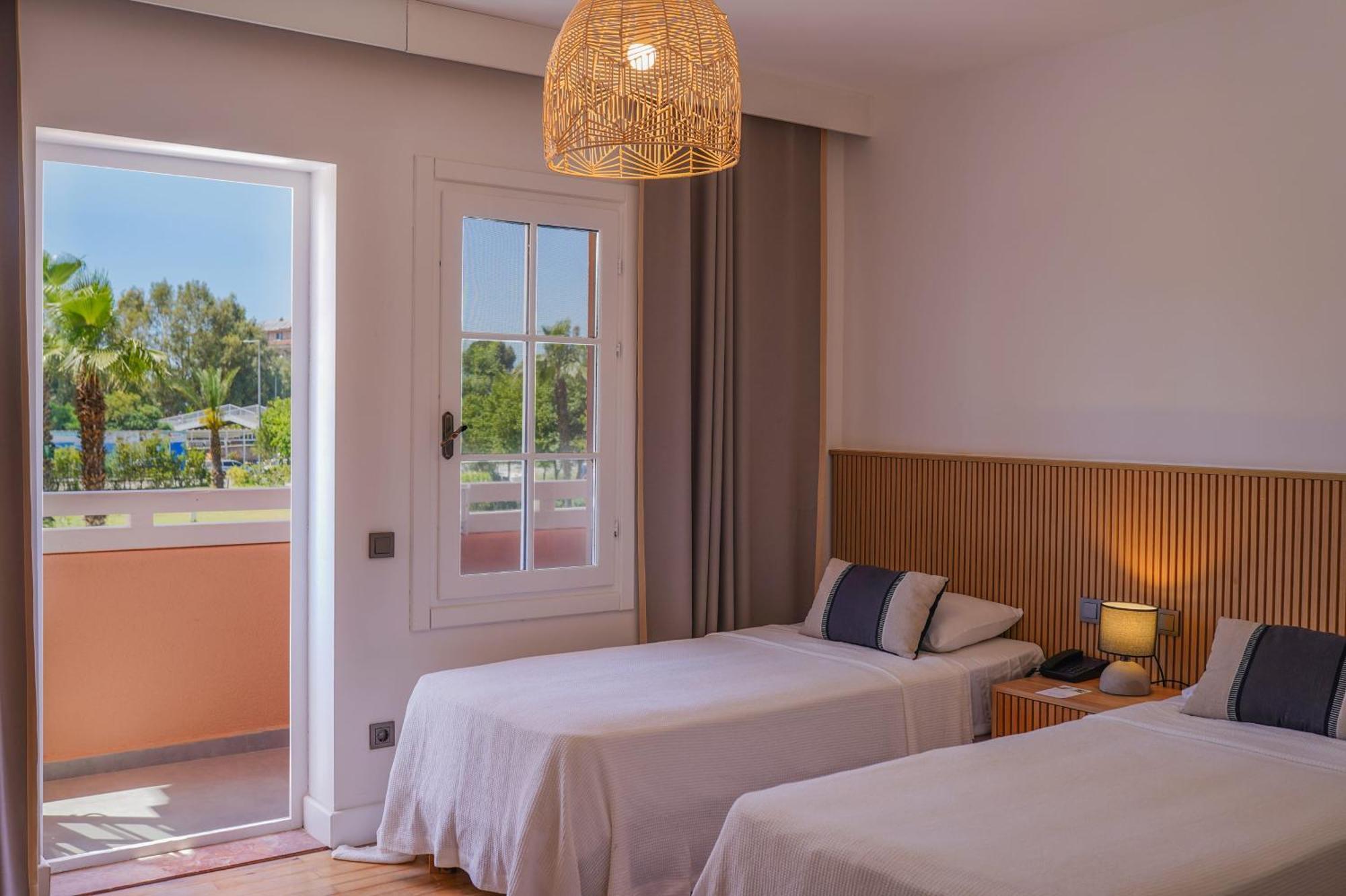 Hotel Club-E Фетхіє Екстер'єр фото